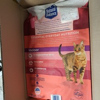 ���߷��߶��� Ĺ �����̻�� �ε��� ���Ķ� 6.81kg �̿� �ı�